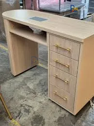 MESA PARA UÑAS.jpg